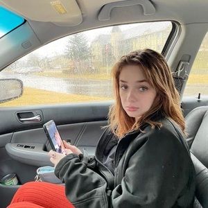 Meet your Posher, Lilly